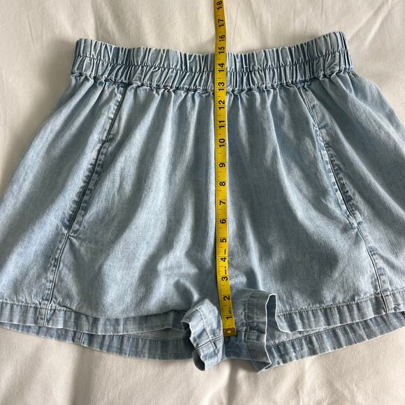 Free People We the Free Get Free Chambray Pull-On Shorts in Sand Dollar Blue - Picture 7 of 12